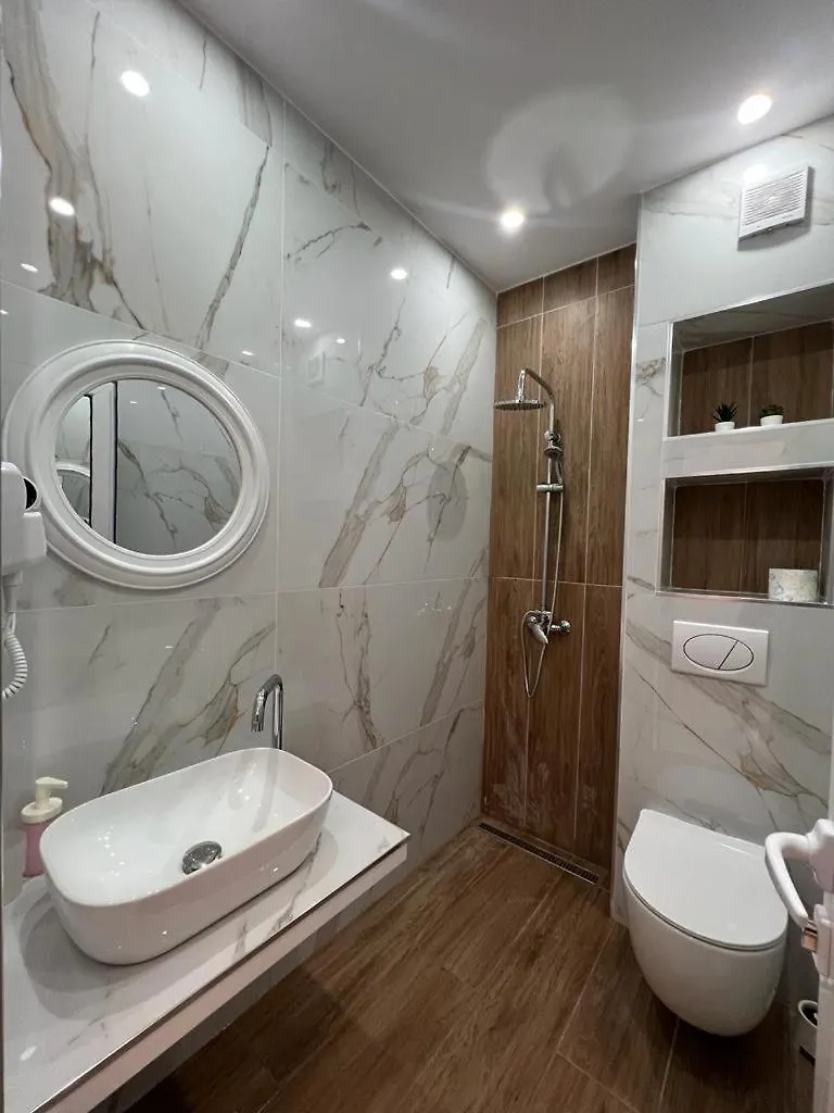 Apartments Sadiku With Sea View Sarandë Albanien