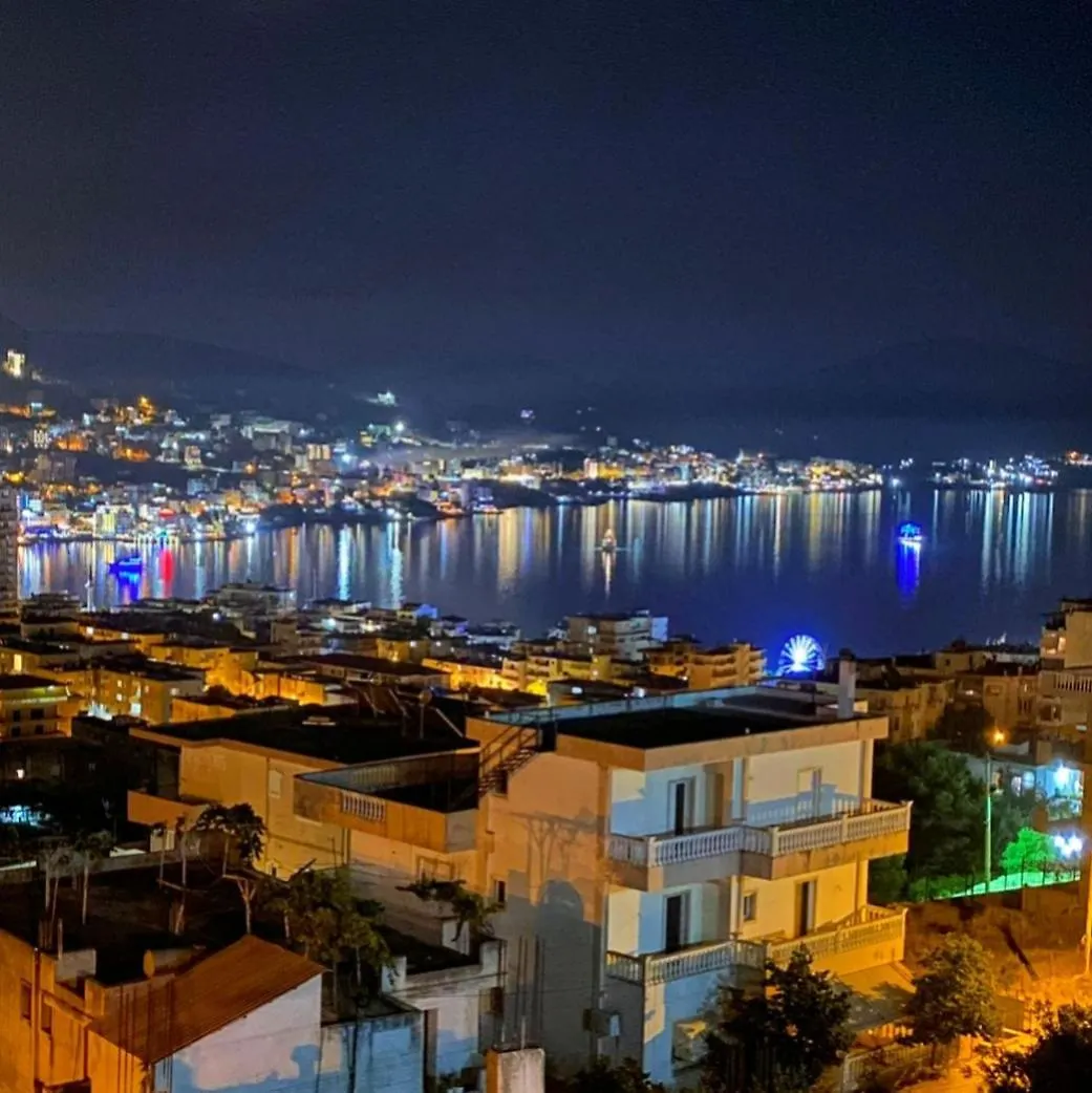 Apartments Sadiku With Sea View Sarandë